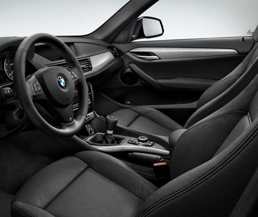  BMW X1 2015 года  (фото 4 из 18)